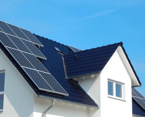 Photovoltaik Hürth - Solaranlage auf Dach eines Hauses